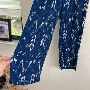 Flowy watercolor ankle pant